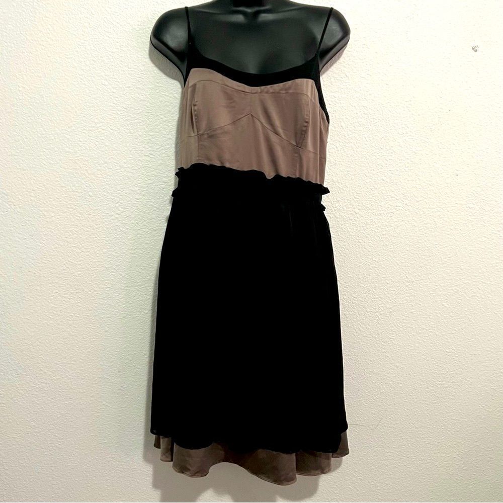 BCBG Black Beige Satin Black Chiffon Overlay lace Cami cocktail Party Dress 10